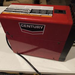 Century 90 Amp Welding Machine
