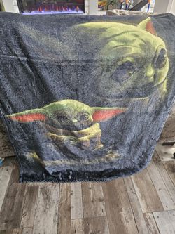 Baby Yoda Fleece Blanket
