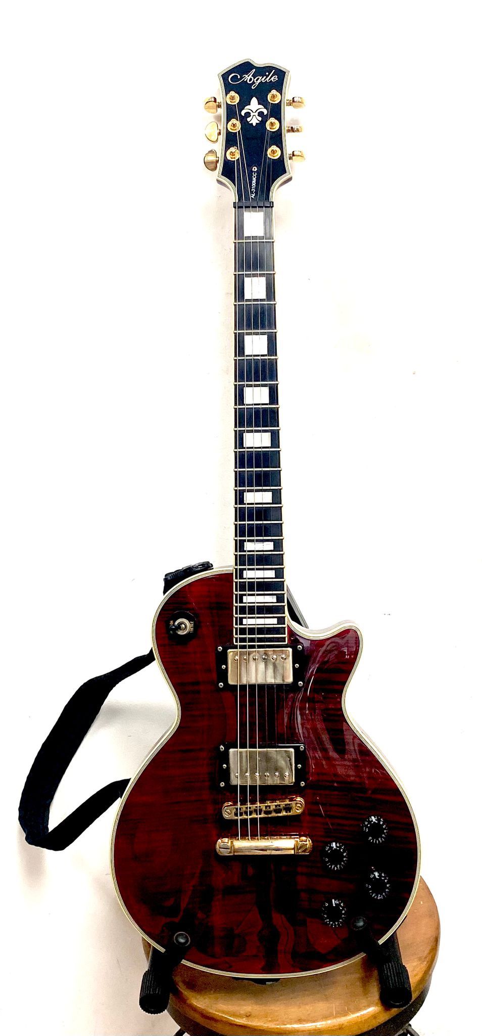 Agile AL-3200MCC Cherry Sunburst Solid Body Electric Guitar