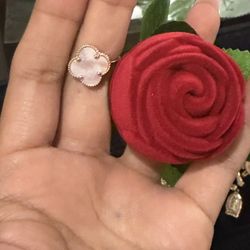 Pearl Rose Van Cleef 14k Gold 