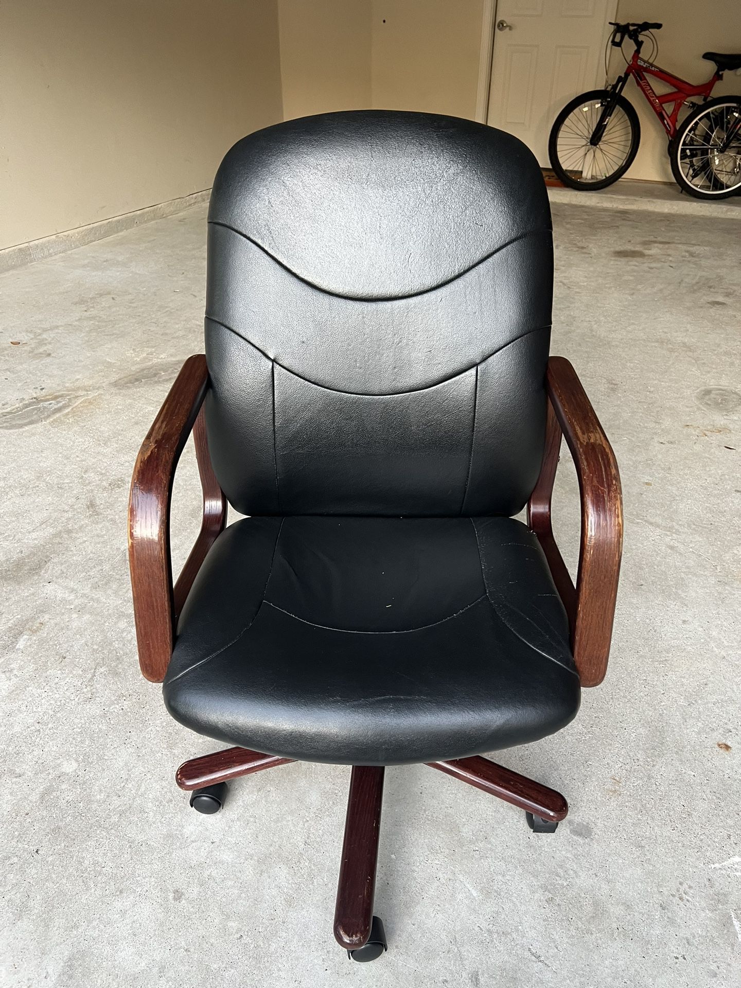 Office Chair 25$