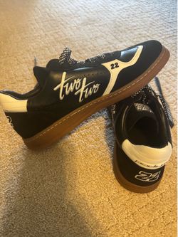 Men’s Sneakers