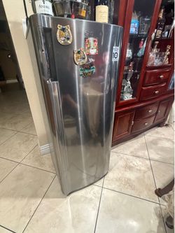 LG freezer medium size silver