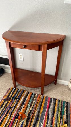 Entry way table Free