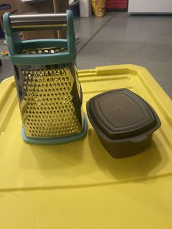 Cheese Grater With Container