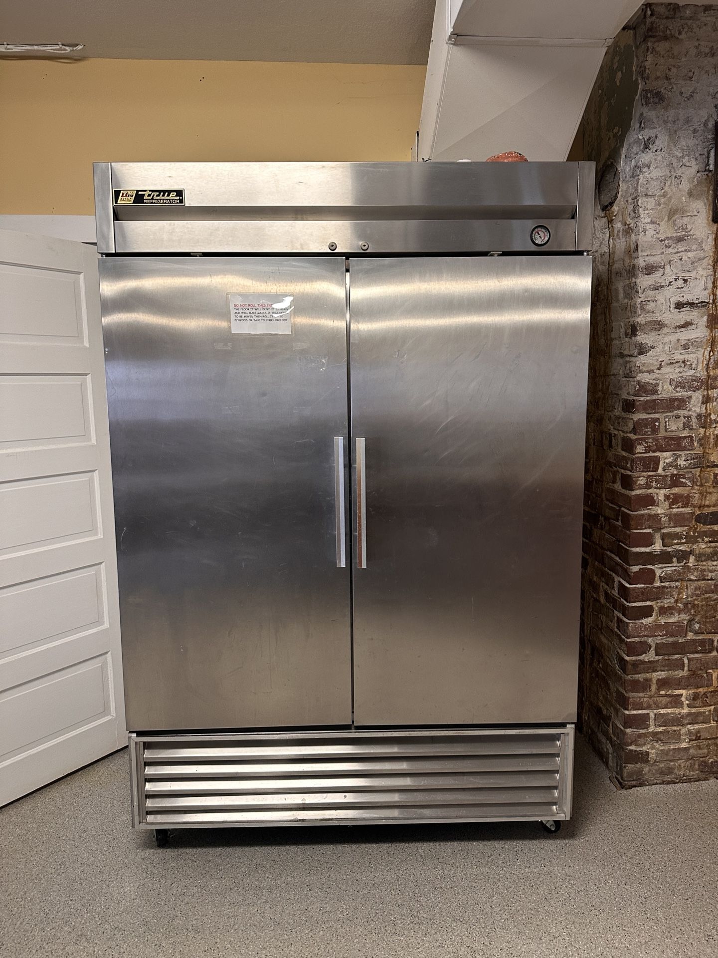 Free-Commercial Refrigerator