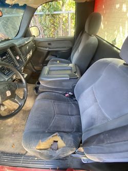 Single Cab Chevy Grey Seats 2003/2002 Parts