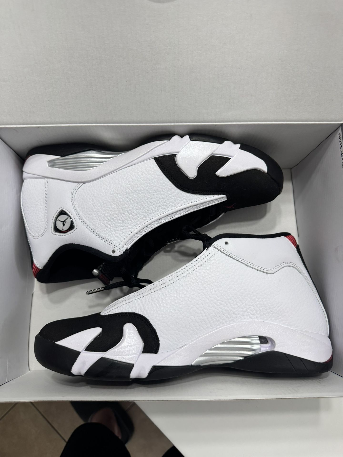 Jordan 14 Retro Black Toe