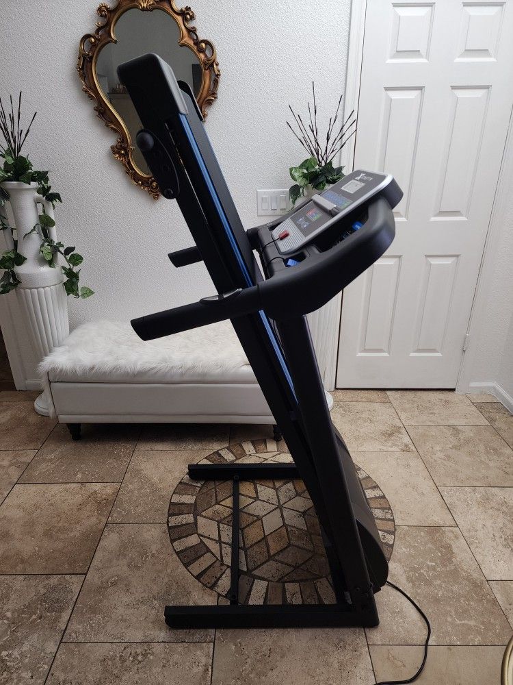 XTerra Exercise Treadmill