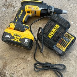 Dewalt screw gun