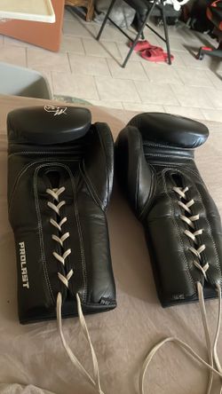 Pro last boxing gloves