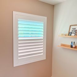 Plantation Shutters (FREE ESTIMATES & SAME DAY PRICING)- Custom, Wood, Interior Window Treatments, Coverings. Persianas de Madera. Se Habla Espanol.