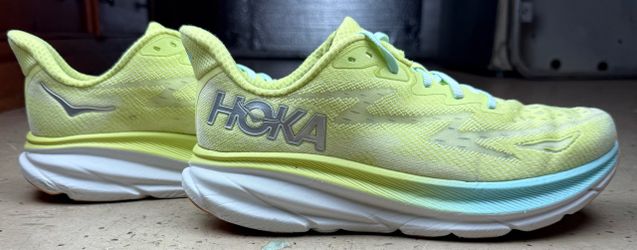 Hoka Clifton Women's 11B
