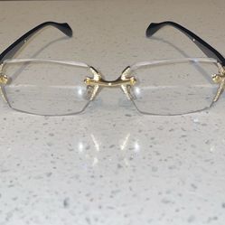 Glasses (LOW PRICE‼️)