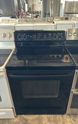 GE Electric Stove Black - GlassTop Large Capacity Oven