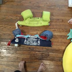 Flotation Devices Set