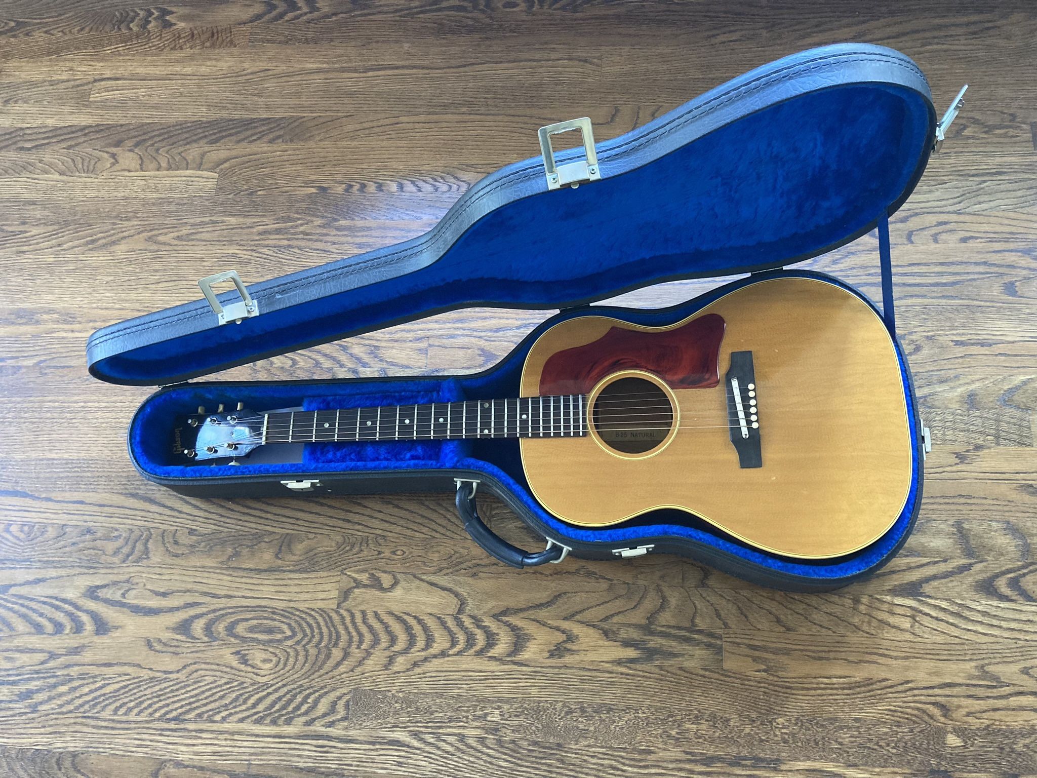 Mid 60’s Gibson B-25 Acoustic