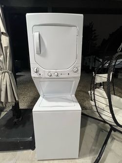 GE Stacked Washer Dryer Combo Unit