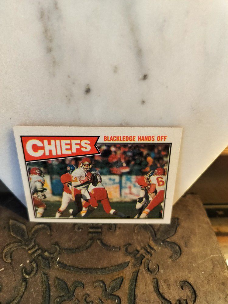 Chiefs Black Edge Hands Off Trading Card 