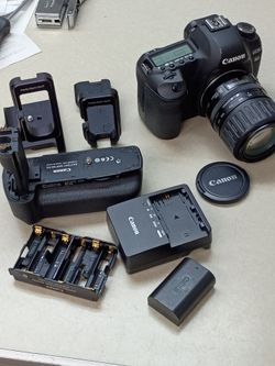 Canon 5D Mark 2 Vertical Grip RRS L bracket