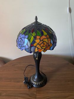 Tiffany Stained Glass Rose Table Lamp