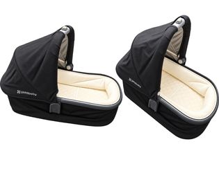 Uppababy Cruz stroller with piggyback & Bassinet