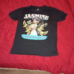 🩷 Jasmine Shirt - Medium - Still Available 