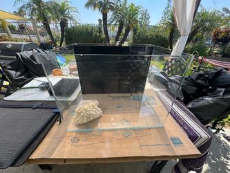 32gal Aqua Japan Fish tank (salt or fresh)