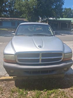 Dodge  dakota  2000