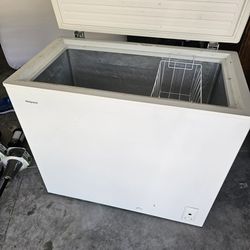 Deep Freezer Seven cubic feet