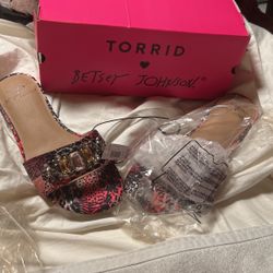 Tired Betsy Johnson slides brand new