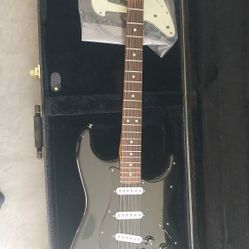 Stratocaster FSR Stock Custom Shop Pickups And Roasted Neck