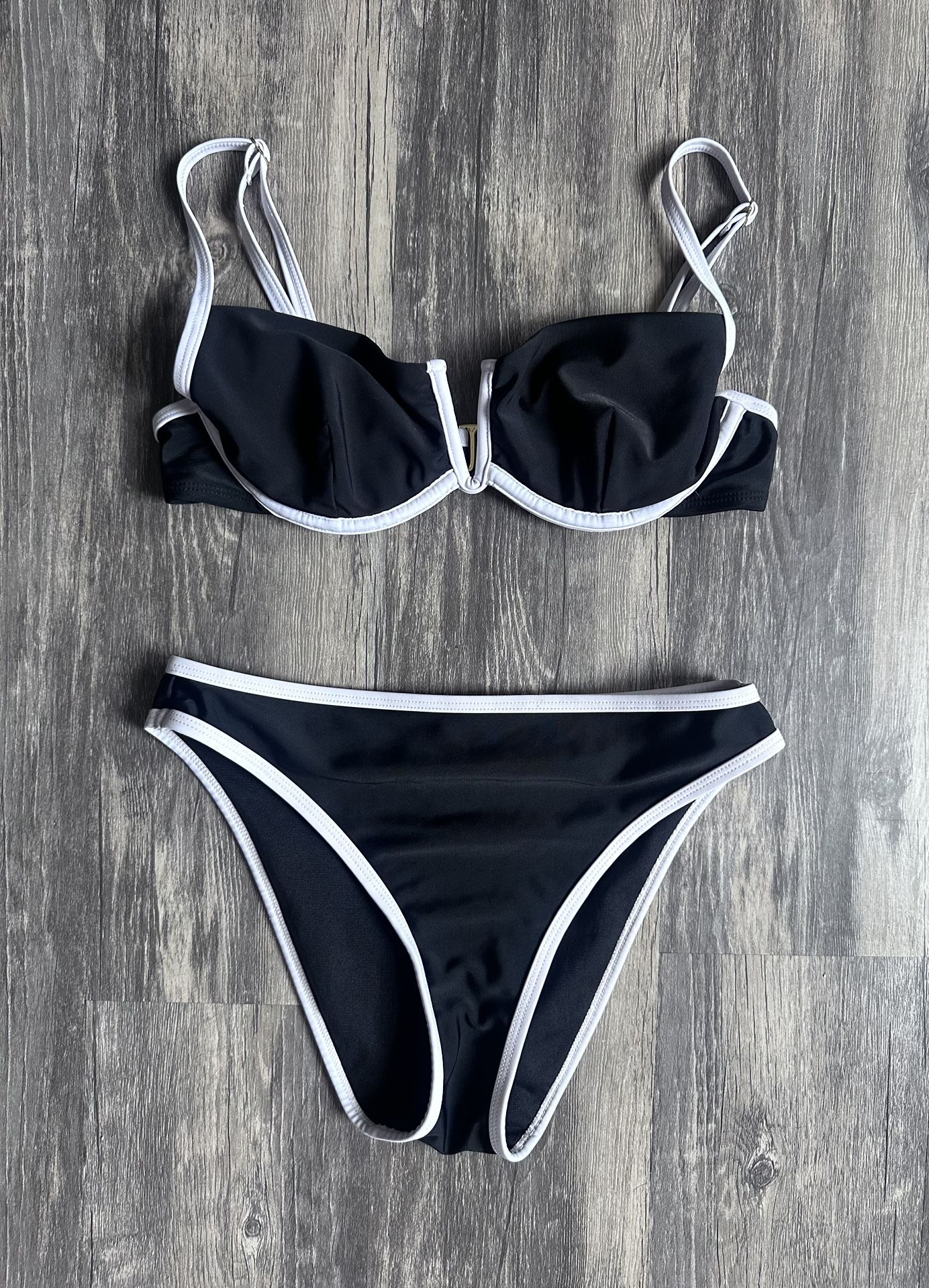 Bikini Set SZ XS Bikini Underwire Top|Bikini High Cut Bottom Set Black-White