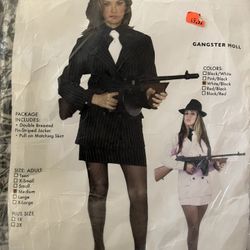 Woman’s Costume Sz M