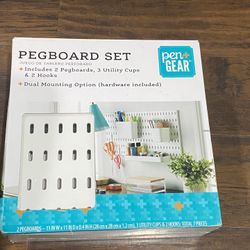 Pen+Gear Pegboard Set 