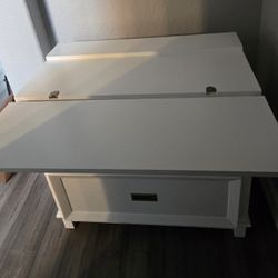 Baby changing table