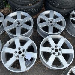 Used set of rims 20 inch Range Rover OEM 5x12 300$ for 4 rims plus tax . Sold AS IS. Mount available but not included. Wheel alignment available.  Cit