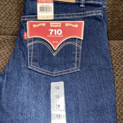 Size 14 Stretchy Super Skinny Dark Blue Levi’s