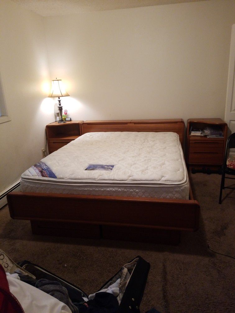 Wood Bed With End Tables /Dresser Drawer/Storage 