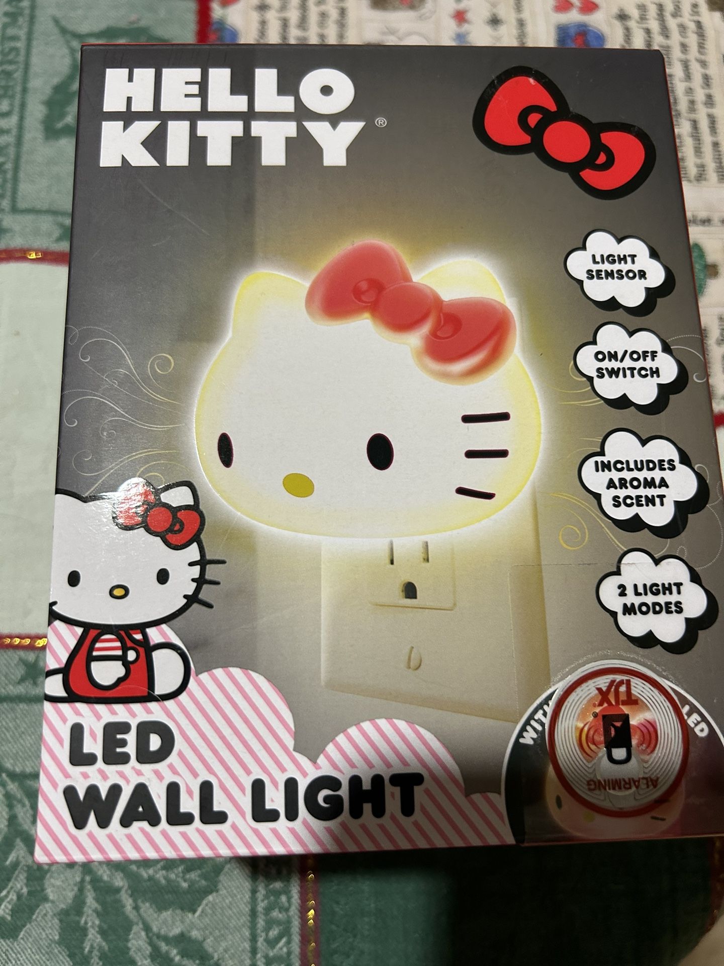 Hello Kitty Wall Light