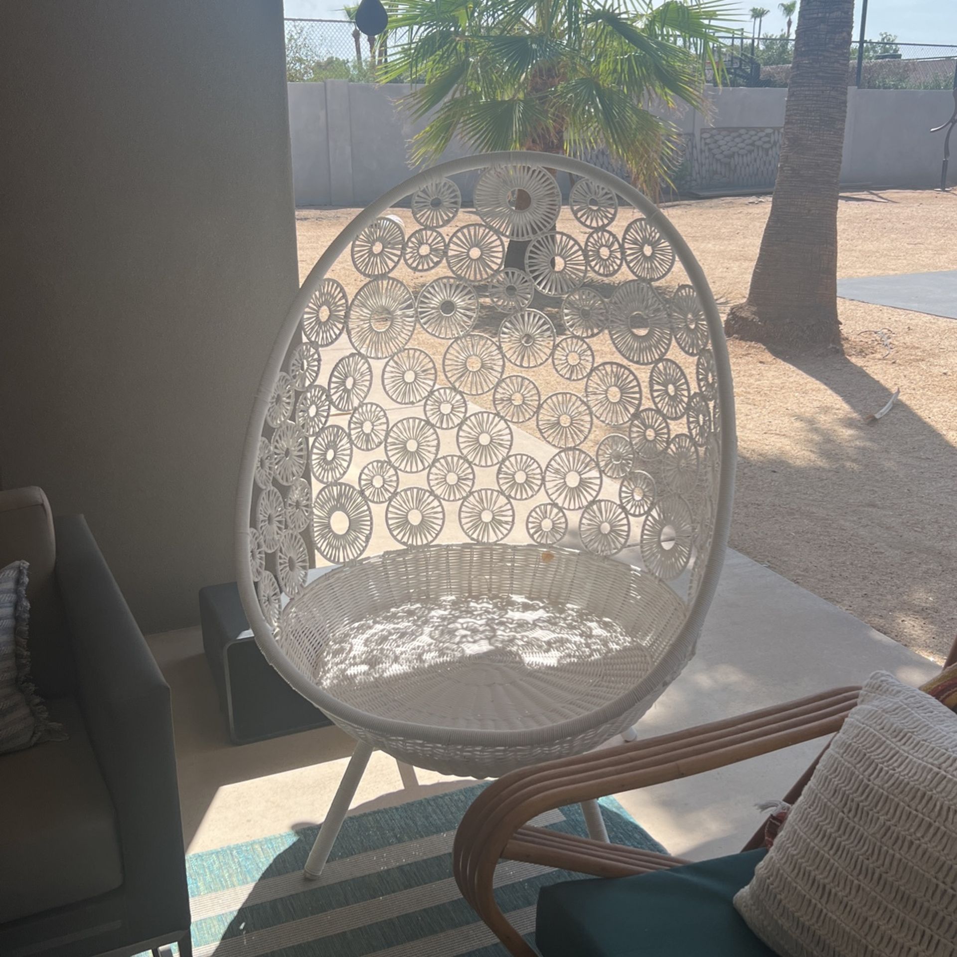 Egg Chair , No Low Ball Offers !