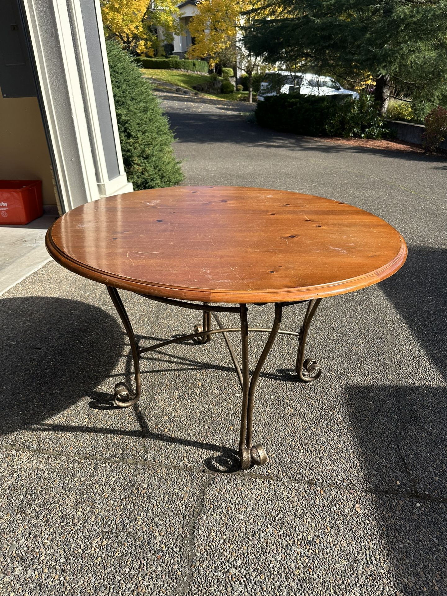 Round Dining Table