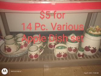 Apple dishes & Accessories -14 Pieces