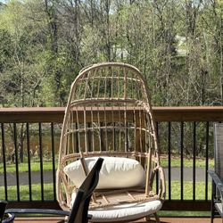 Egg Chair With Footstool