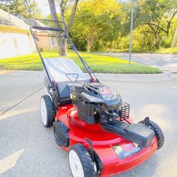 Toro Recycler 22” / 6.75HP / 190cc Self Propelled Lawn Mower With Bag 
