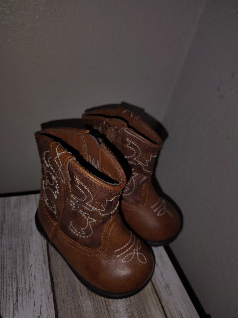Boots Size 3 