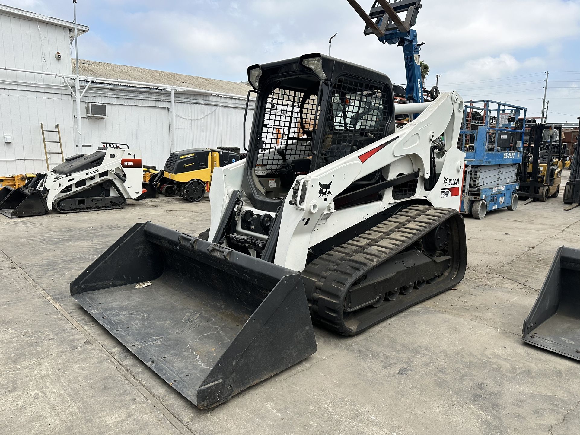2017 Bobcat T740 