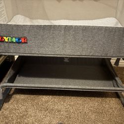 Joy mor  Baby Bassinet  Lile New 