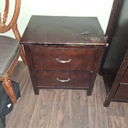 Dresser Nightstand And Mirroe5