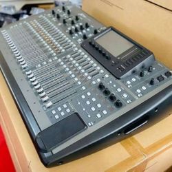 BEHRINGER-X 32 